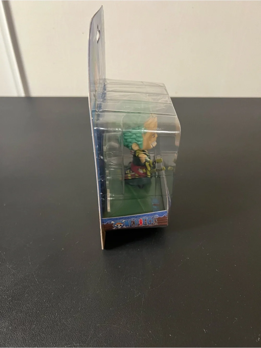 Fly Guys: One Piece - ZORO Vinyl Figure with Acrylic Background New